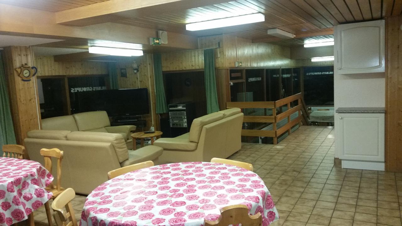 Holidays Groupes Anzere Bagian luar foto
