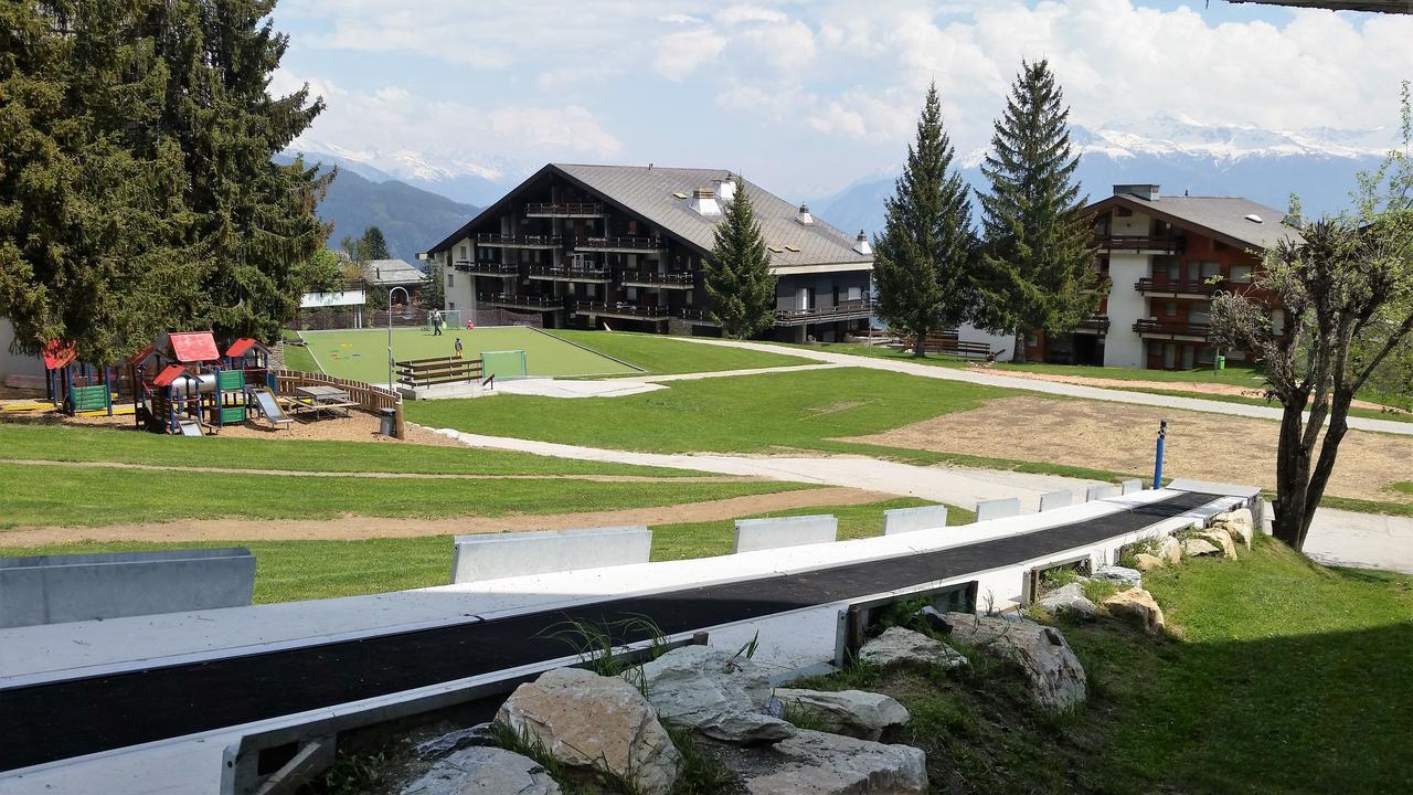 Holidays Groupes Anzere Bagian luar foto