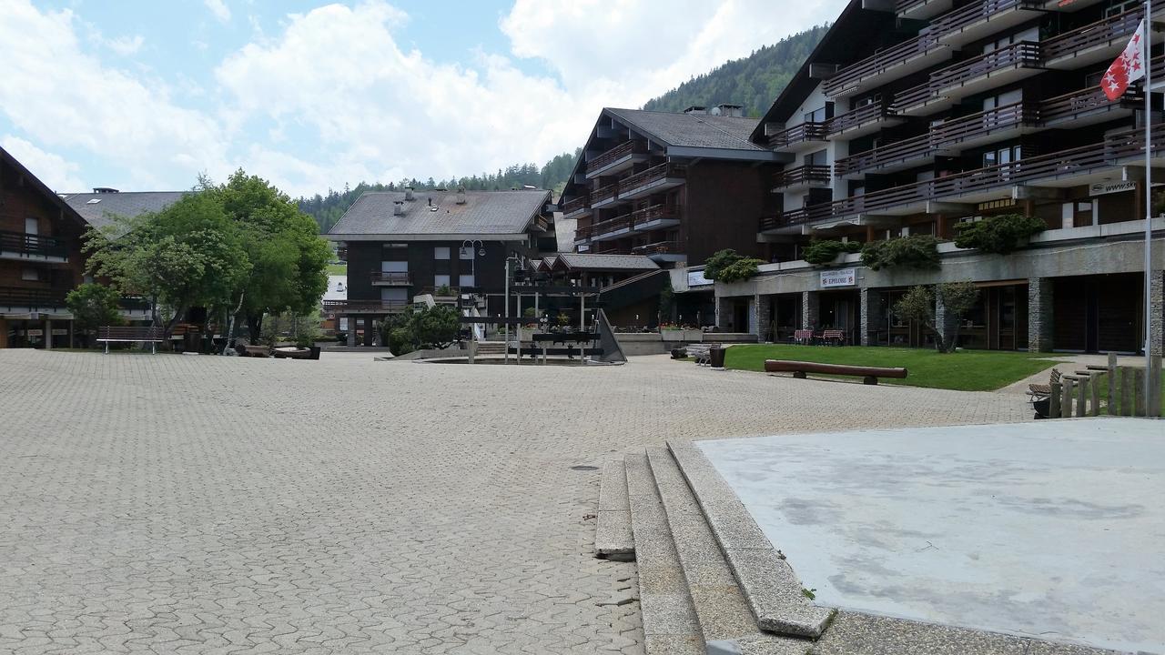 Holidays Groupes Anzere Bagian luar foto