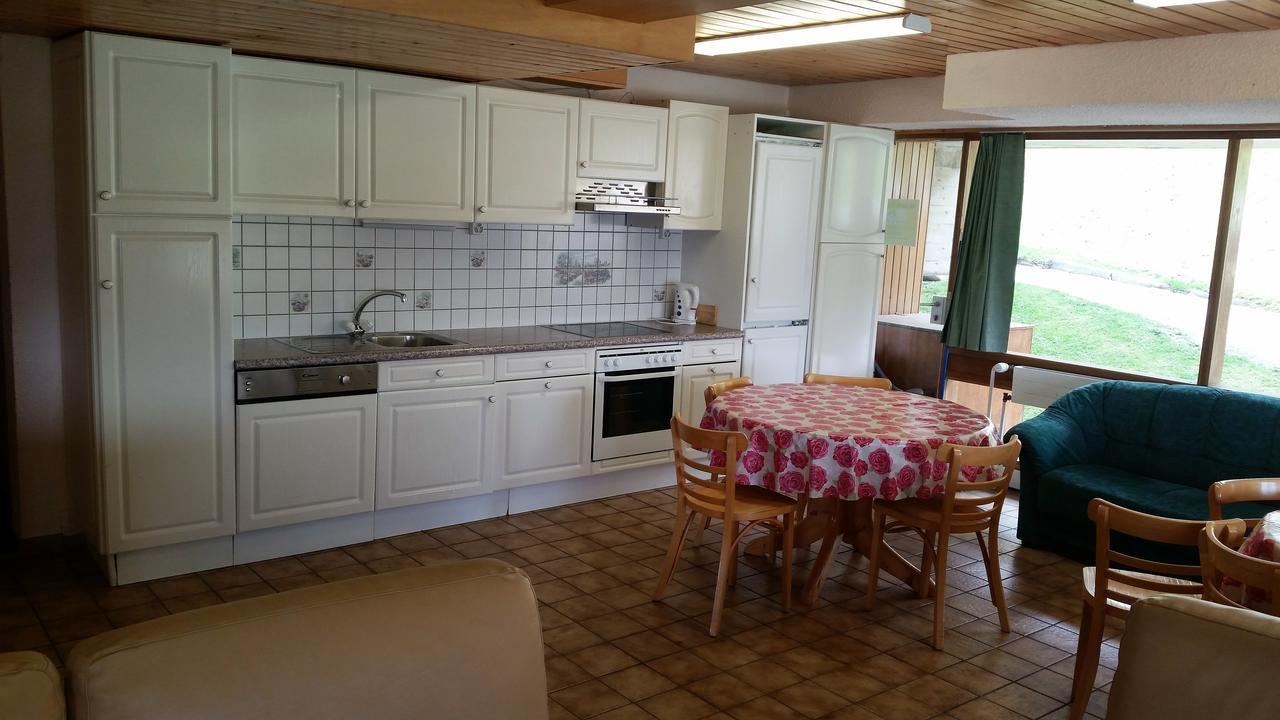 Holidays Groupes Anzere Bagian luar foto
