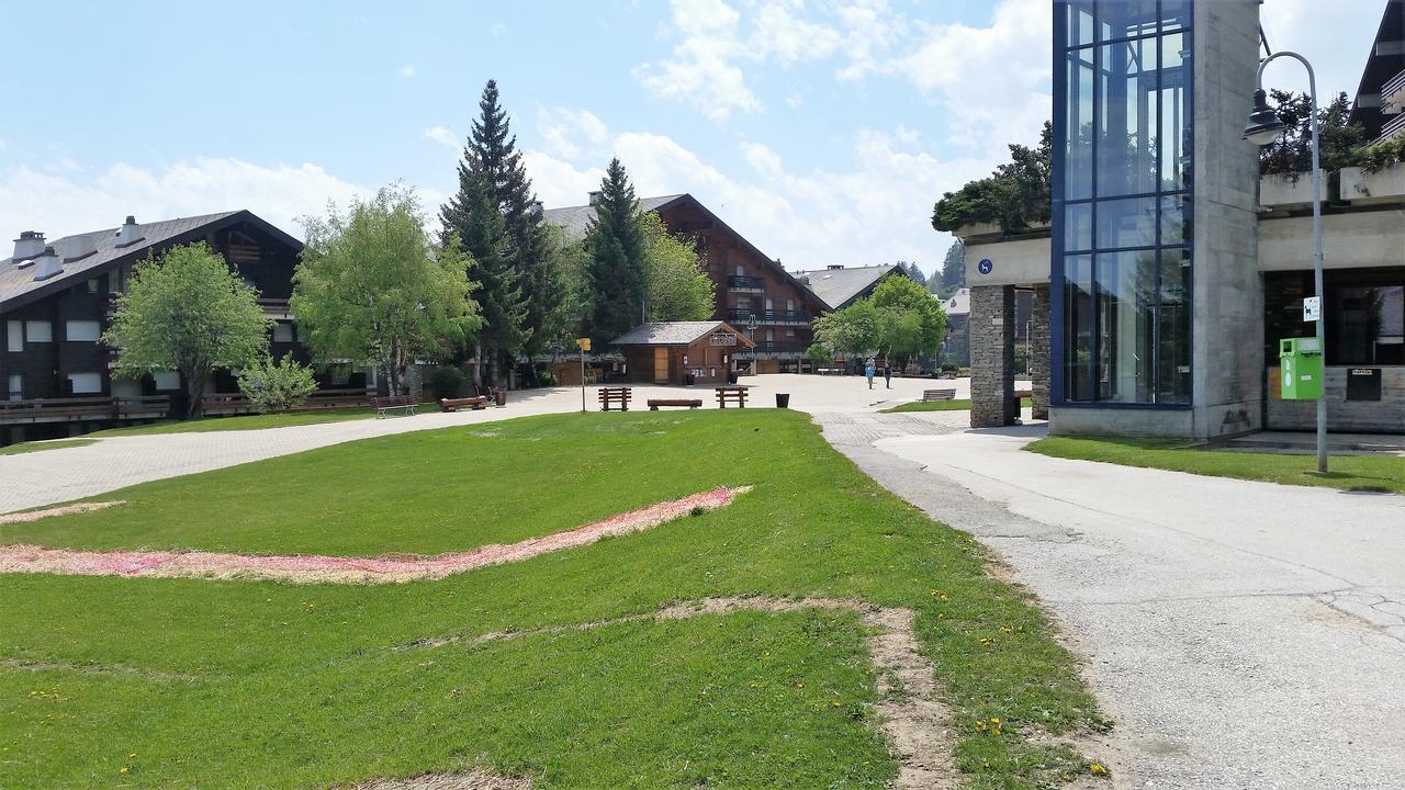 Holidays Groupes Anzere Bagian luar foto