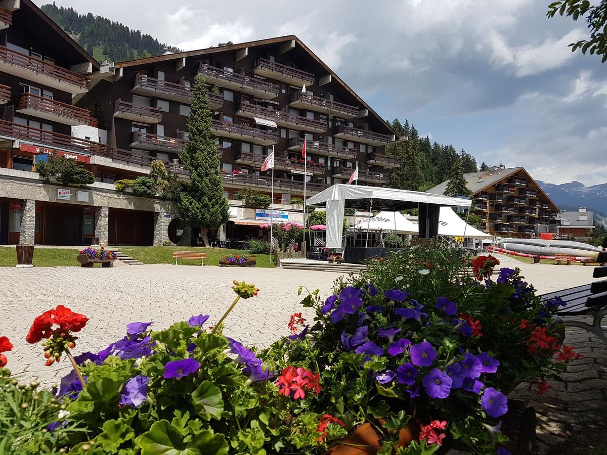 Holidays Groupes Anzere Bagian luar foto